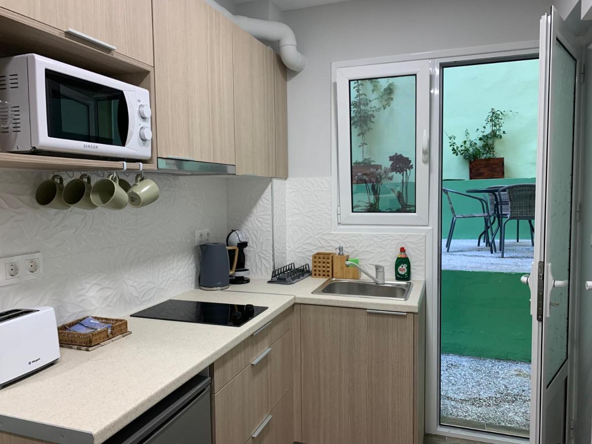 Cozy Apartment Metaxourgeio Greendom Atenas Exterior foto