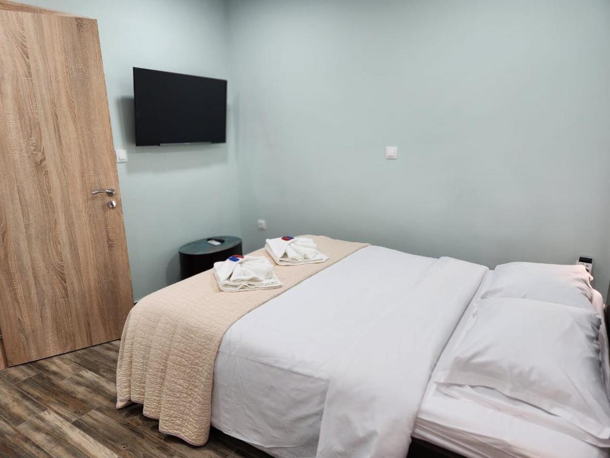 Cozy Apartment Metaxourgeio Greendom Atenas Exterior foto